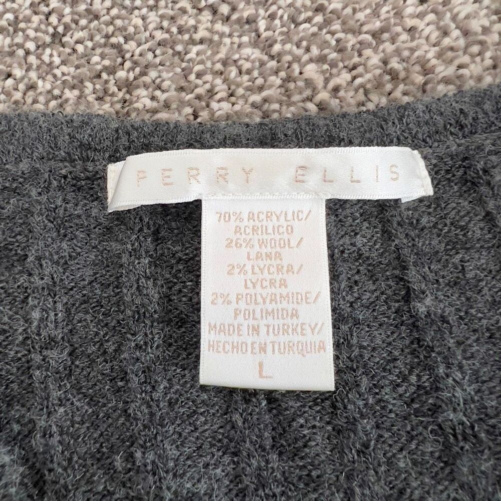 Perry Ellis Men's Ribbed V-Neck Sweater size large - Picture 2 of 5